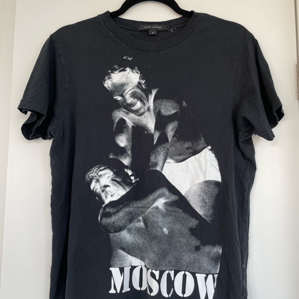 Unisex Marc Jacobs Moscow Black T-Shirt - Size M